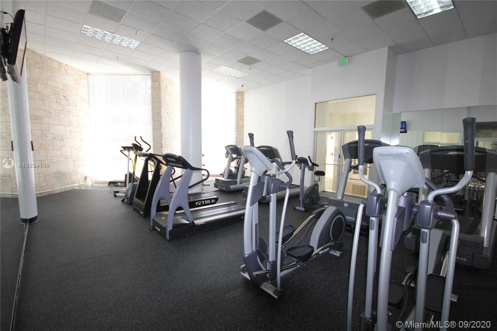Small Image of 5161 COLLINS AV #806, Miami Beach Number 51