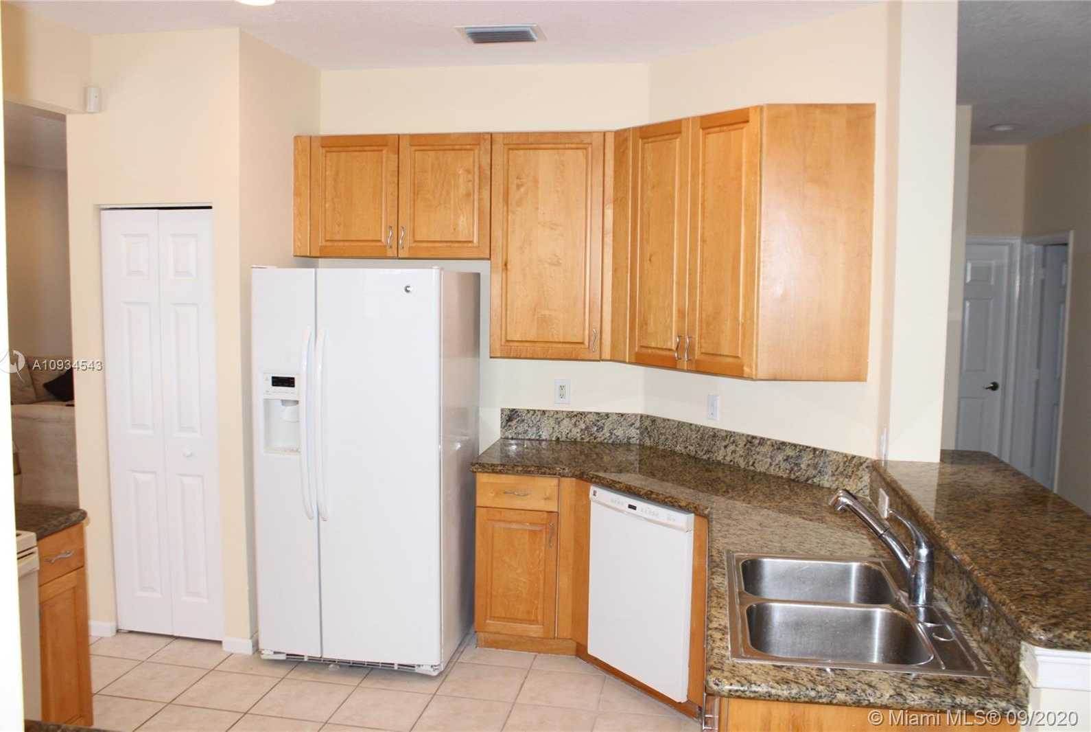 Small Image of 2568 JARDIN PL #2568, Weston Number 10