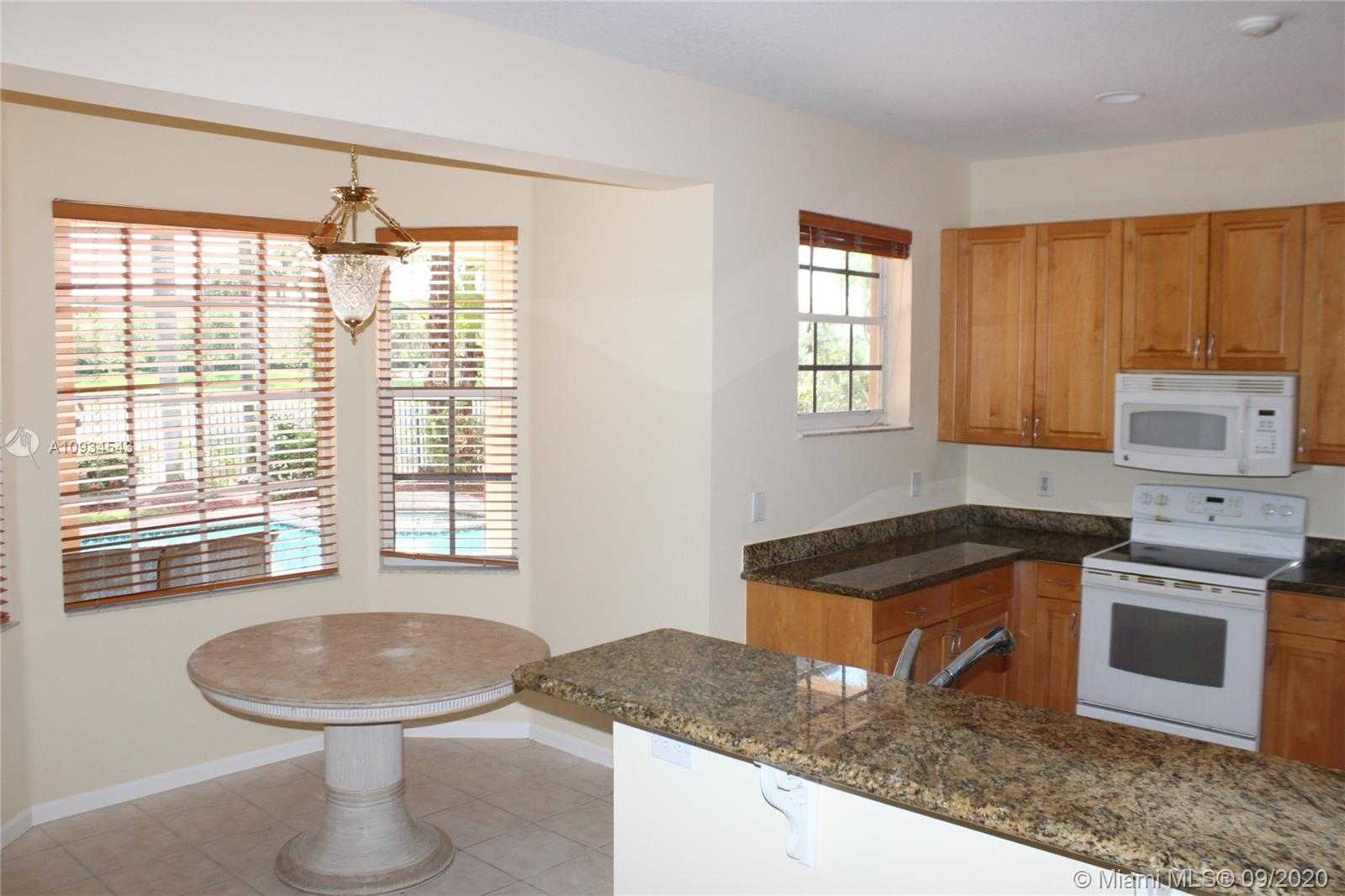 Small Image of 2568 JARDIN PL #2568, Weston Number 11