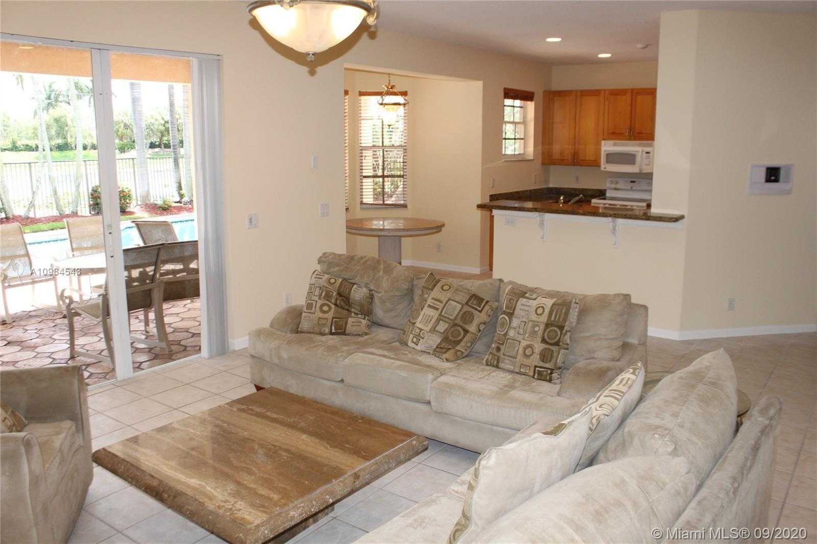 Small Image of 2568 JARDIN PL #2568, Weston Number 15