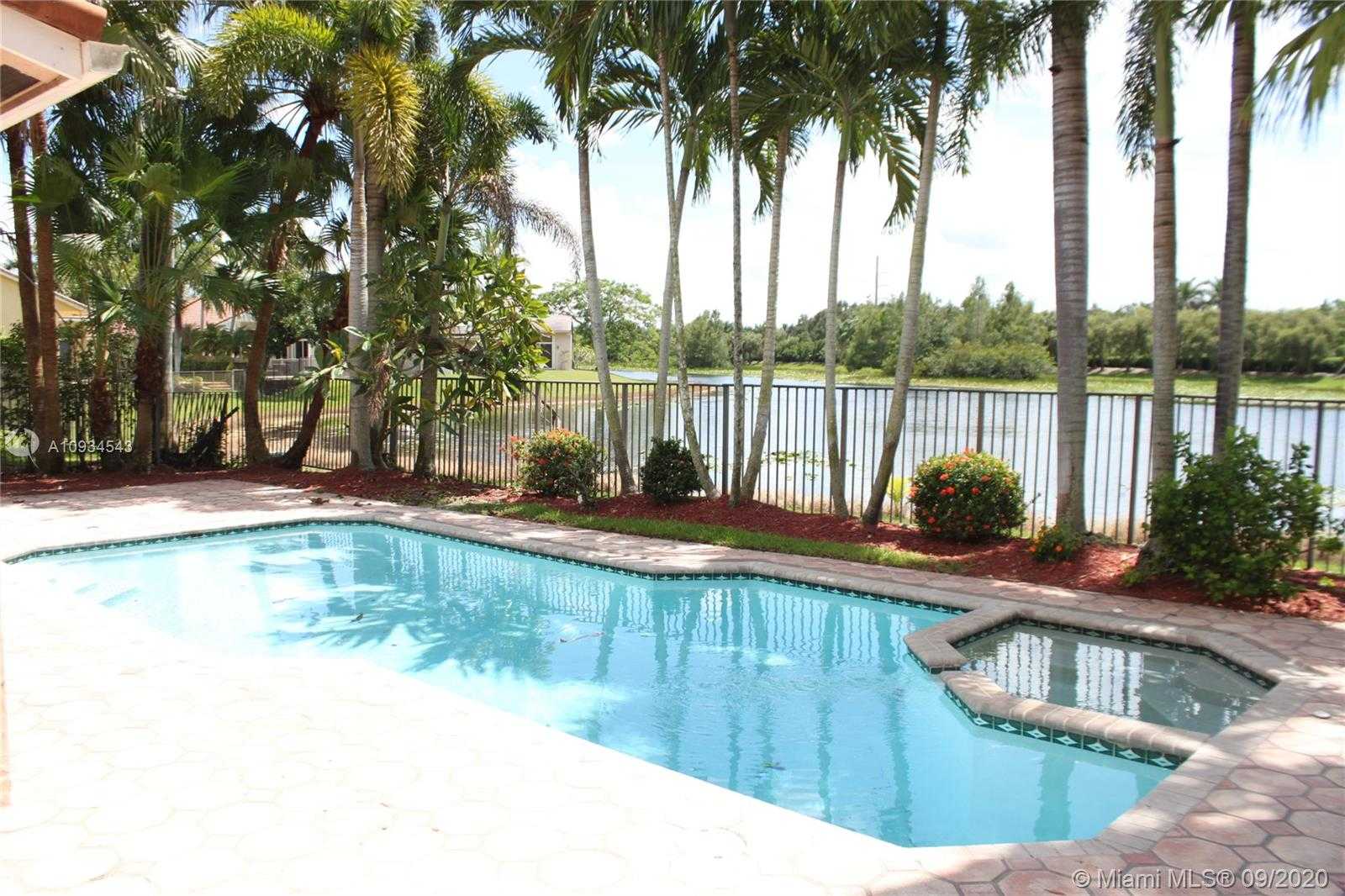 Small Image of 2568 JARDIN PL #2568, Weston Number 28