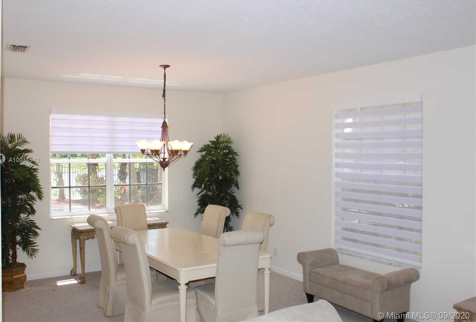 Small Image of 2568 JARDIN PL #2568, Weston Number 5