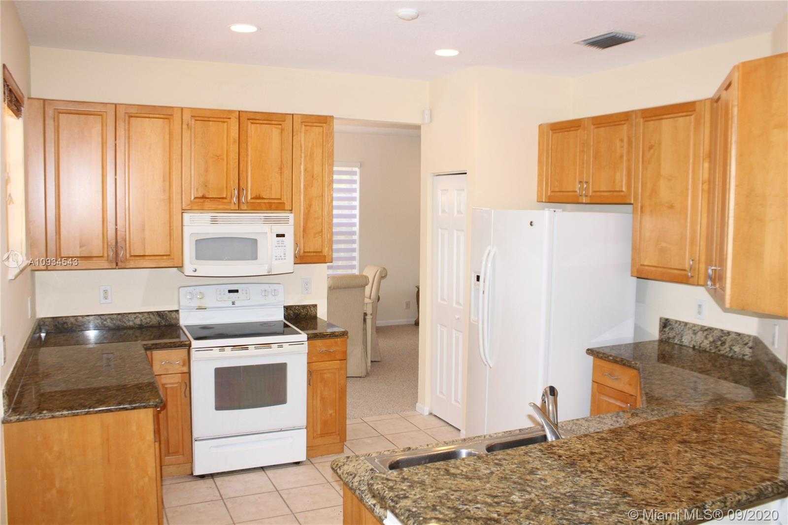 Small Image of 2568 JARDIN PL #2568, Weston Number 9