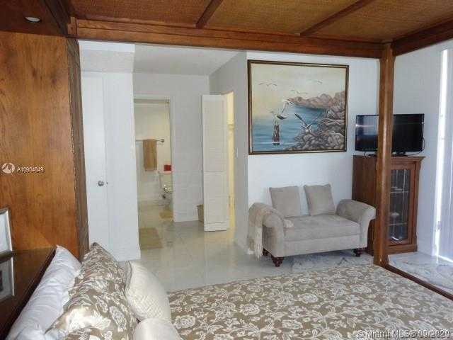 Small Image of 100 OCEAN TRAIL WAY #501, Jupiter Number 17