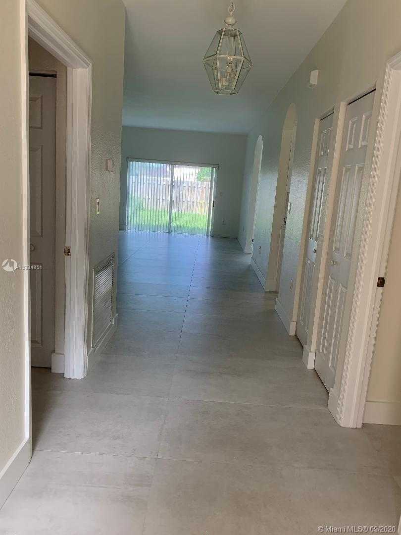 Small Image of 14052 SOUTH WEST 156TH AVE, Miami Number 11