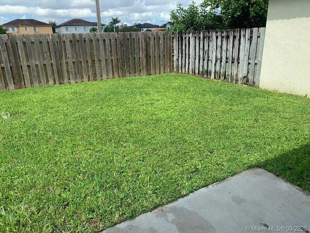Small Image of 14052 SOUTH WEST 156TH AVE, Miami Number 3
