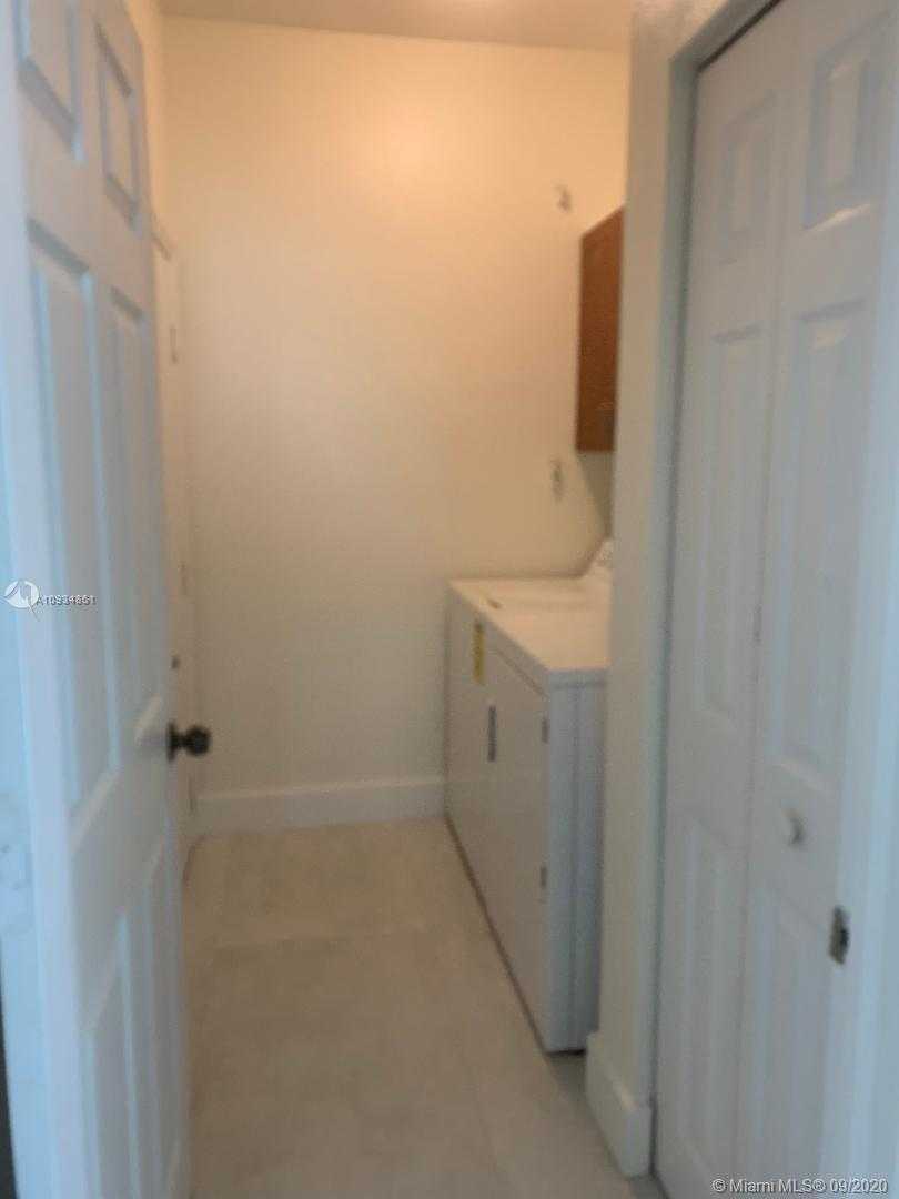 Small Image of 14052 SOUTH WEST 156TH AVE, Miami Number 7