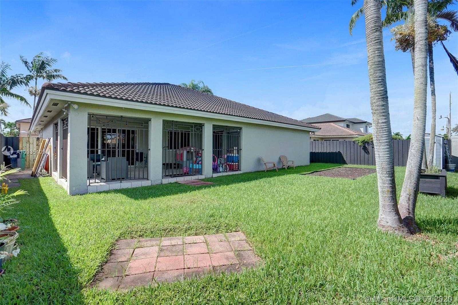 Small Image of 14221 SOUTH WEST 160TH TER, Miami Number 35