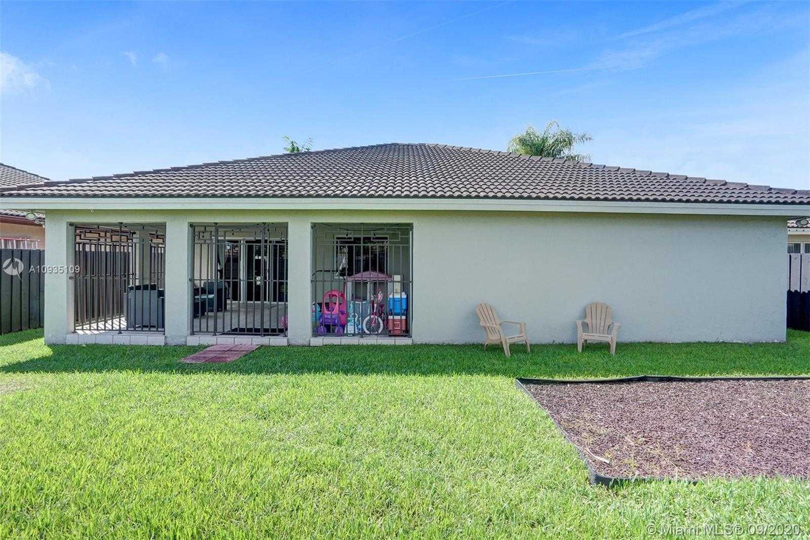 Small Image of 14221 SOUTH WEST 160TH TER, Miami Number 39