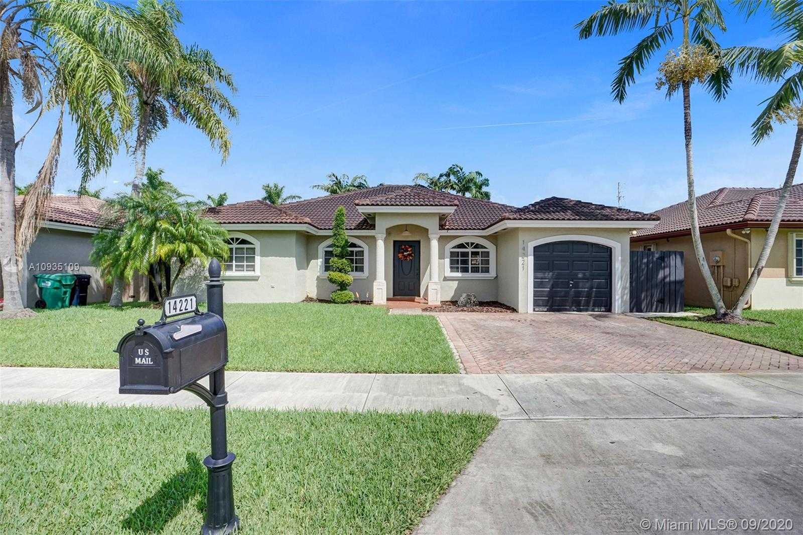 Small Image of 14221 SOUTH WEST 160TH TER, Miami Number 43