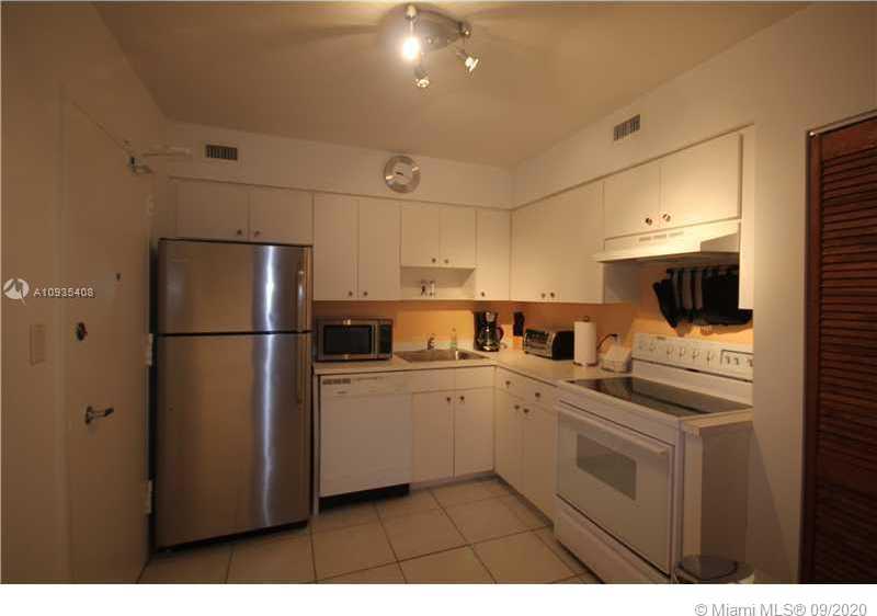 Small Image of 5161 Collins Ave, Miami Beach, FL 33140, USA Number 11