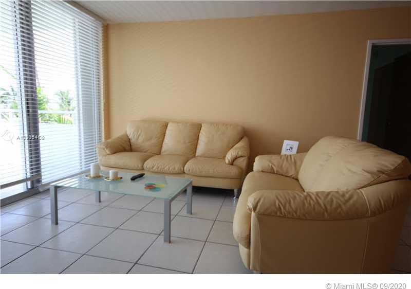 Small Image of 5161 Collins Ave, Miami Beach, FL 33140, USA Number 2