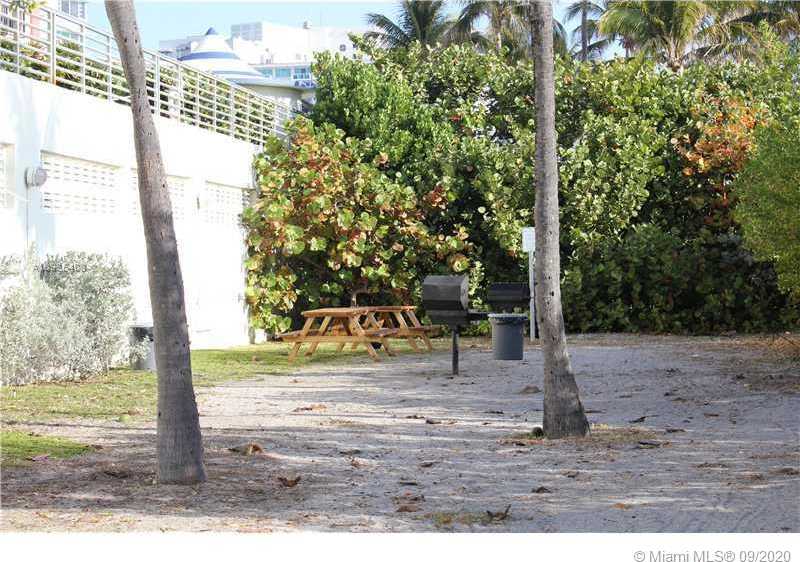 Small Image of 5161 Collins Ave, Miami Beach, FL 33140, USA Number 31