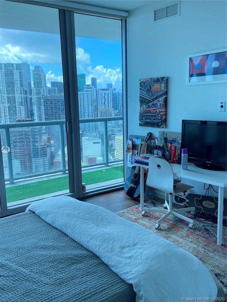 Small Image of 888 BISCAYNE BLVD #3302, Miami Number 10