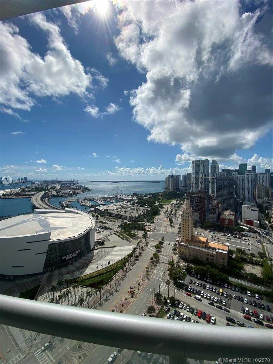 Small Image of 888 BISCAYNE BLVD #3302, Miami Number 2