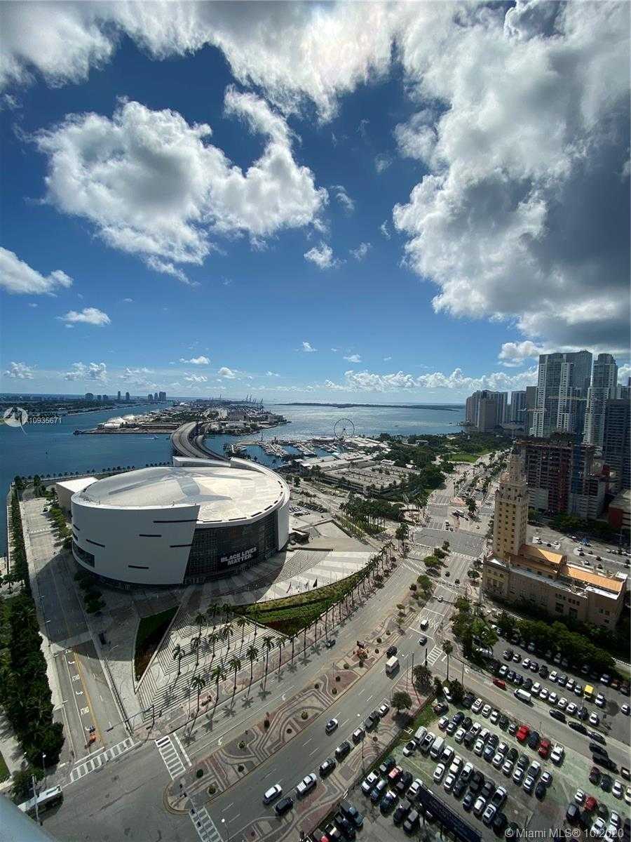 Small Image of 888 BISCAYNE BLVD #3302, Miami Number 3