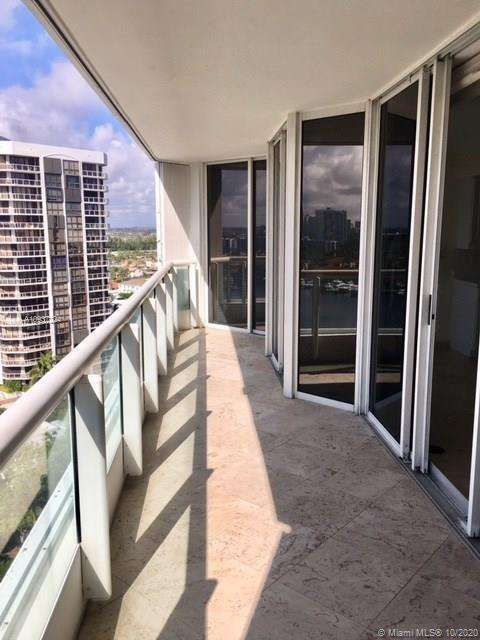 Small Image of 21205 YACHT CLUB DR #1204, Aventura Number 10
