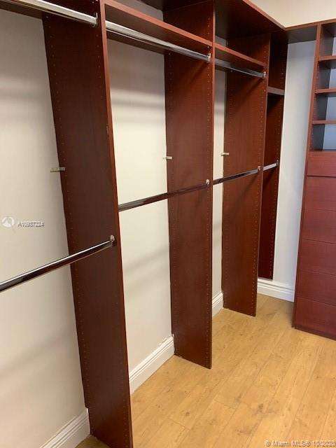 Small Image of 21205 YACHT CLUB DR #1204, Aventura Number 14