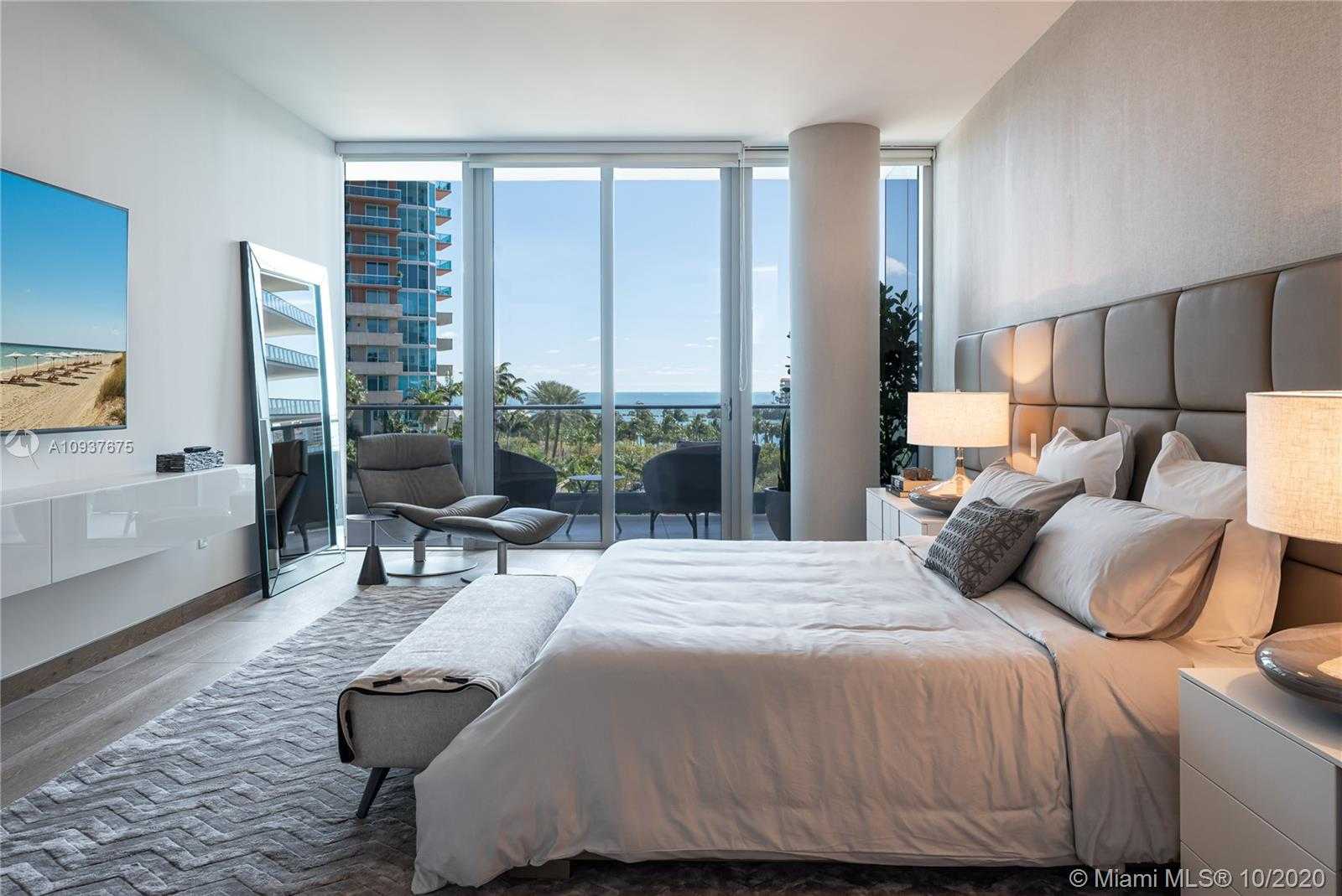 Small Image of 801 South Pointe Dr, Miami Beach, FL 33139, USA Number 13