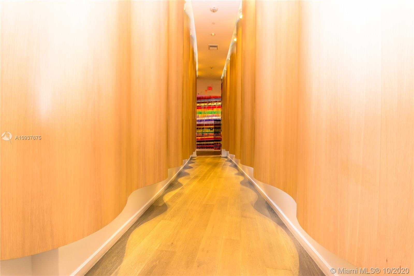 Small Image of 801 South Pointe Dr, Miami Beach, FL 33139, USA Number 34