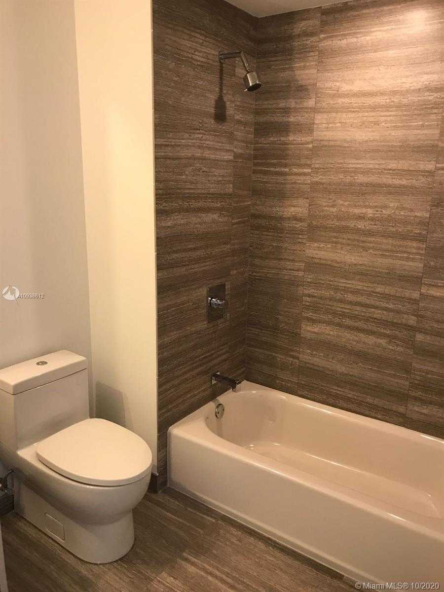 Small Image of 1010 BRICKELL AVE #1910, Miami Number 4