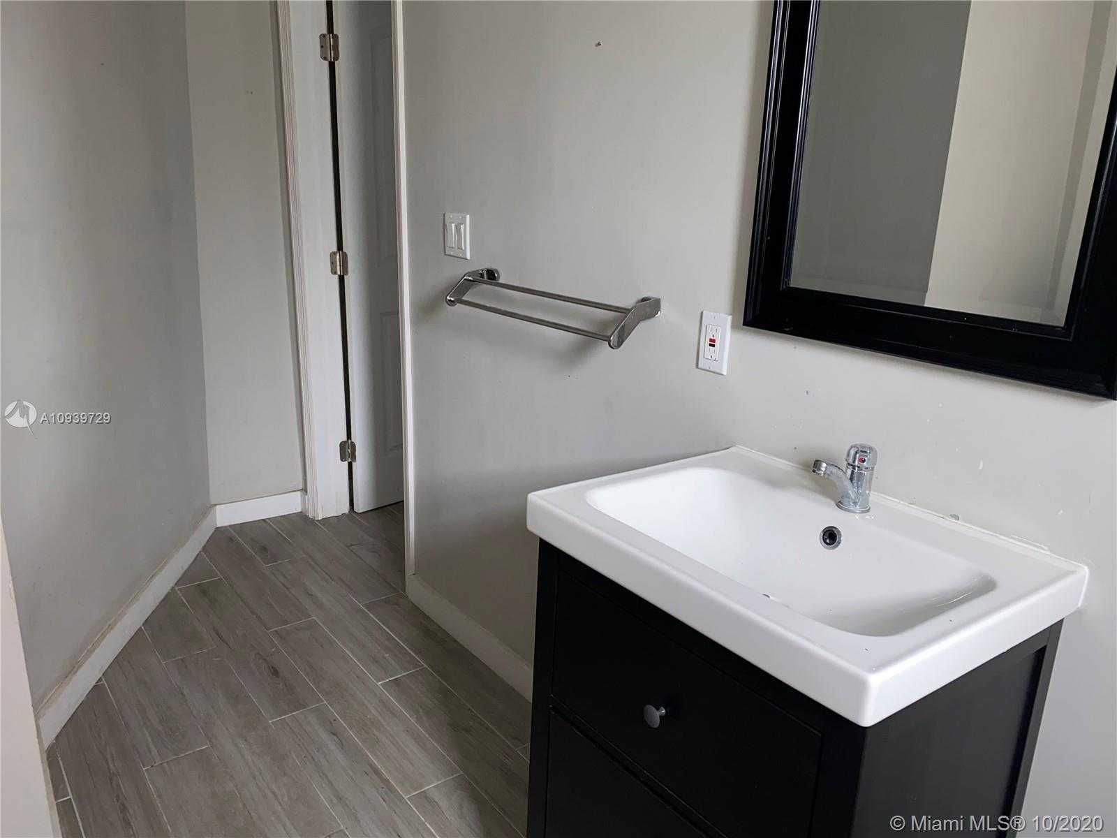Small Image of 1035 NORTH WEST 5TH ST, Miami Number 10