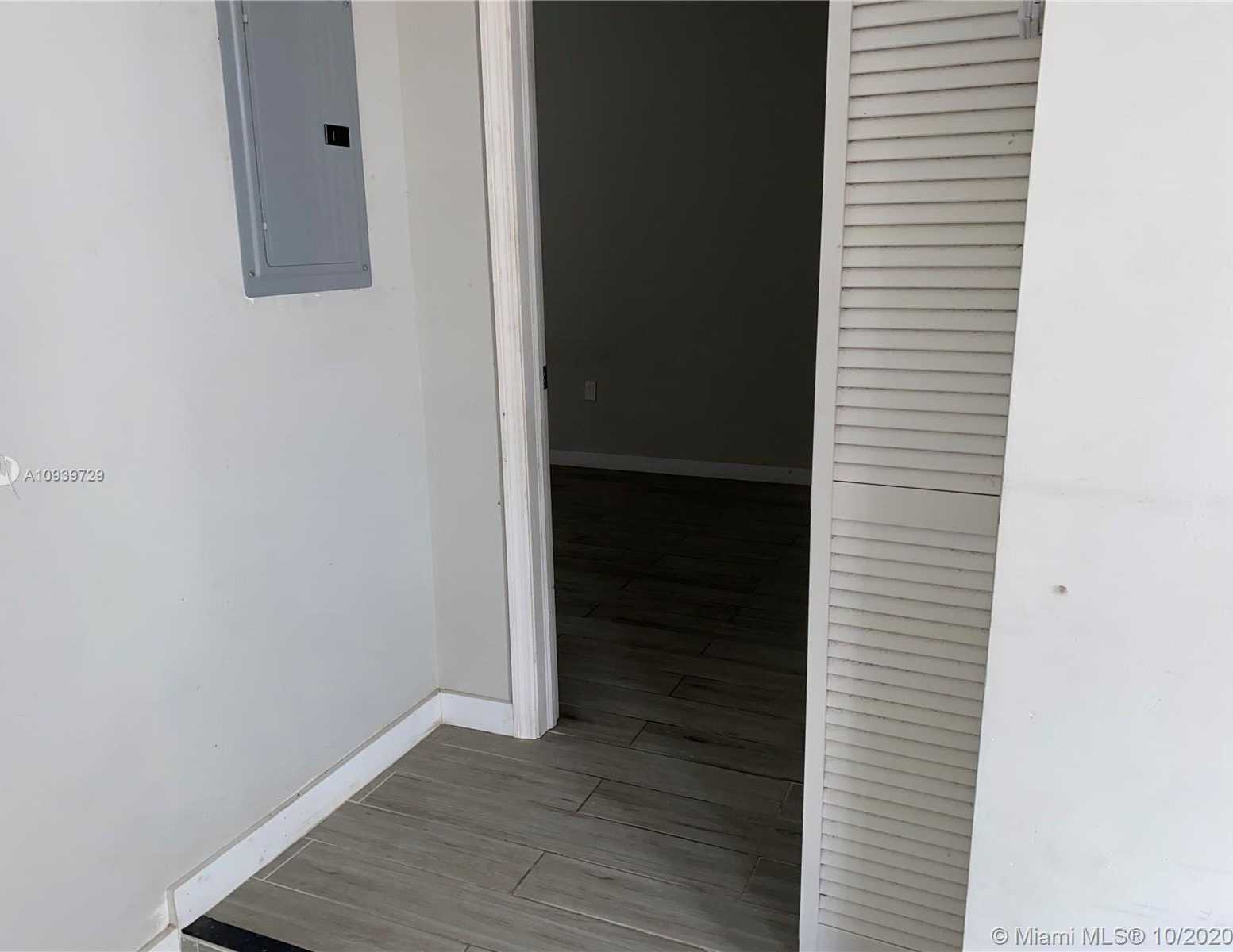 Small Image of 1035 NORTH WEST 5TH ST, Miami Number 13