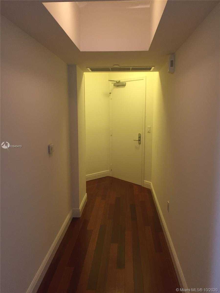 Small Image of 20000 EAST COUNTRY CLUB DR #302, Aventura Number 17