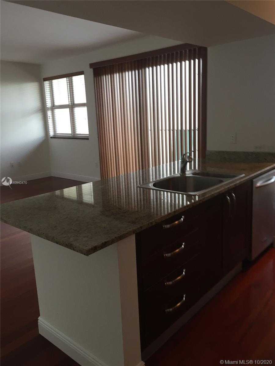 Small Image of 20000 EAST COUNTRY CLUB DR #302, Aventura Number 7