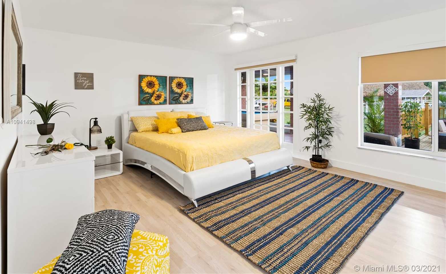 Small Image of 19491 SOUTH WEST 210TH ST, Miami Number 13