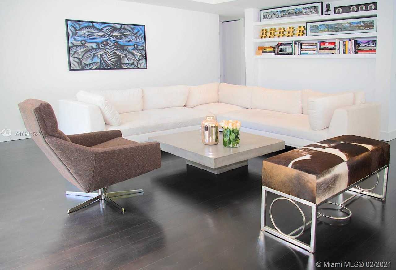 Small Image of 3880 HARDIE AVE, Miami Number 11