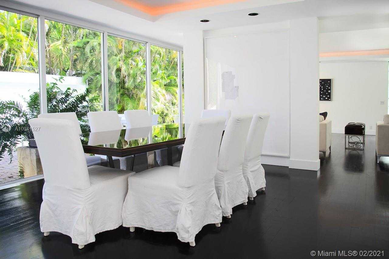 Small Image of 3880 HARDIE AVE, Miami Number 14