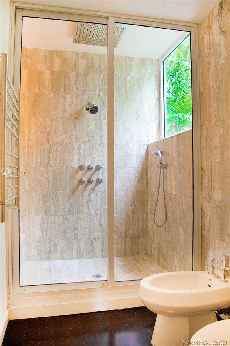 Small Image of 3880 HARDIE AVE, Miami Number 29