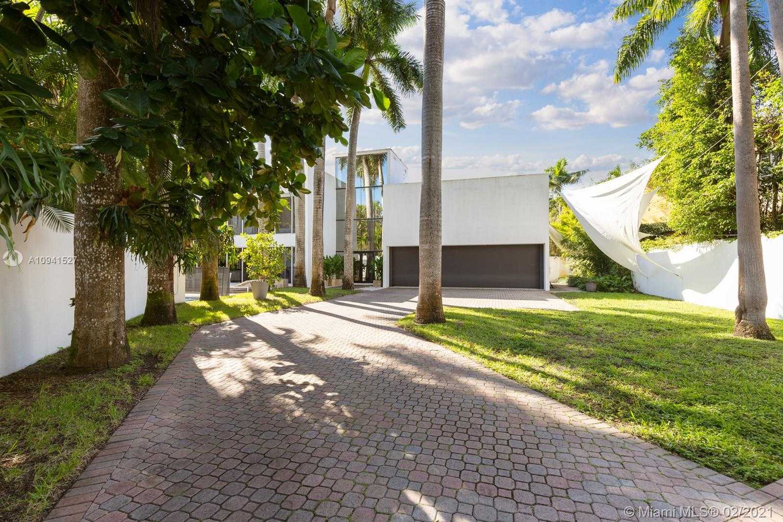 Small Image of 3880 HARDIE AVE, Miami Number 3