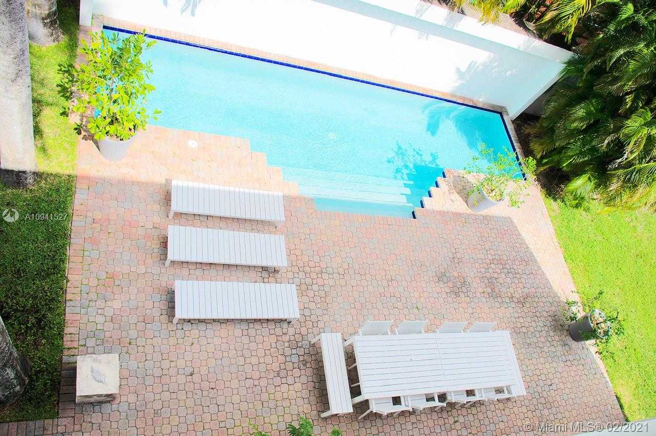 Small Image of 3880 HARDIE AVE, Miami Number 33