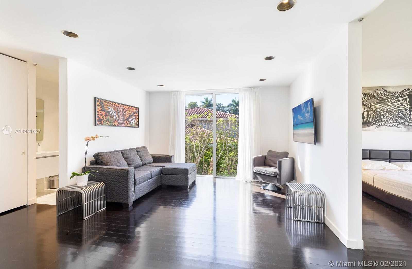 Small Image of 3880 HARDIE AVE, Miami Number 38