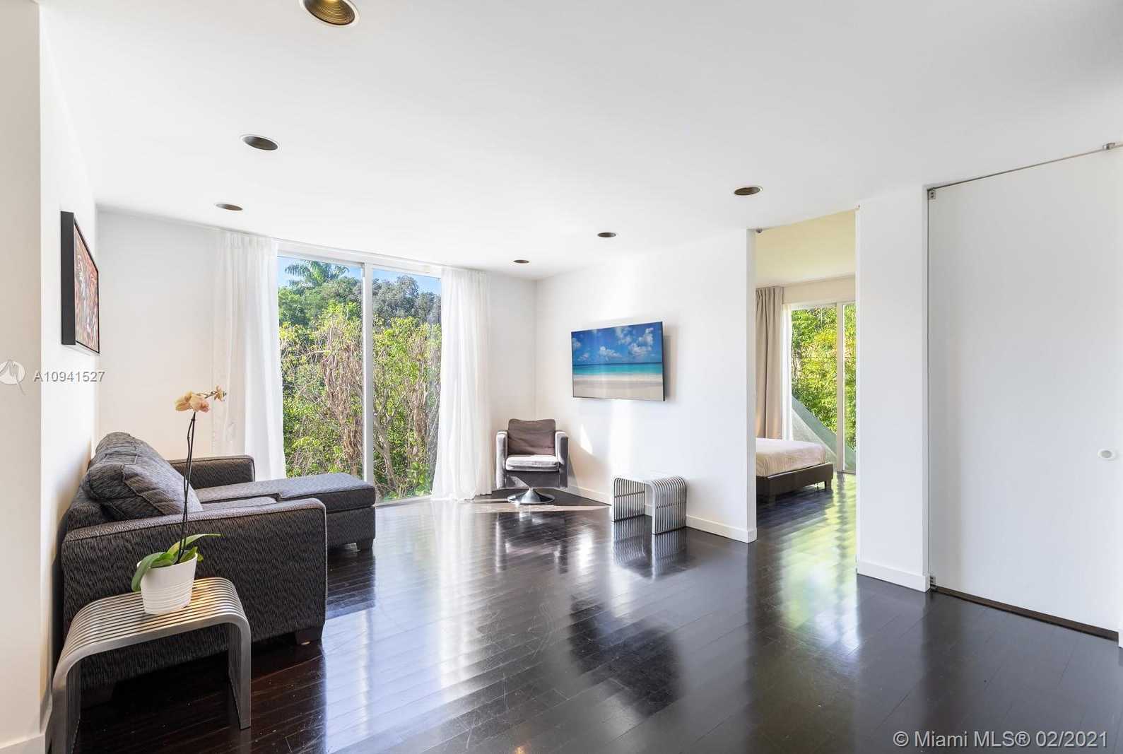 Small Image of 3880 HARDIE AVE, Miami Number 40