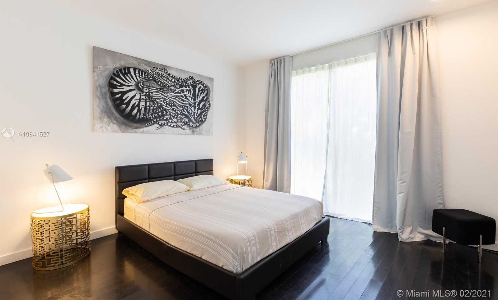 Small Image of 3880 HARDIE AVE, Miami Number 41