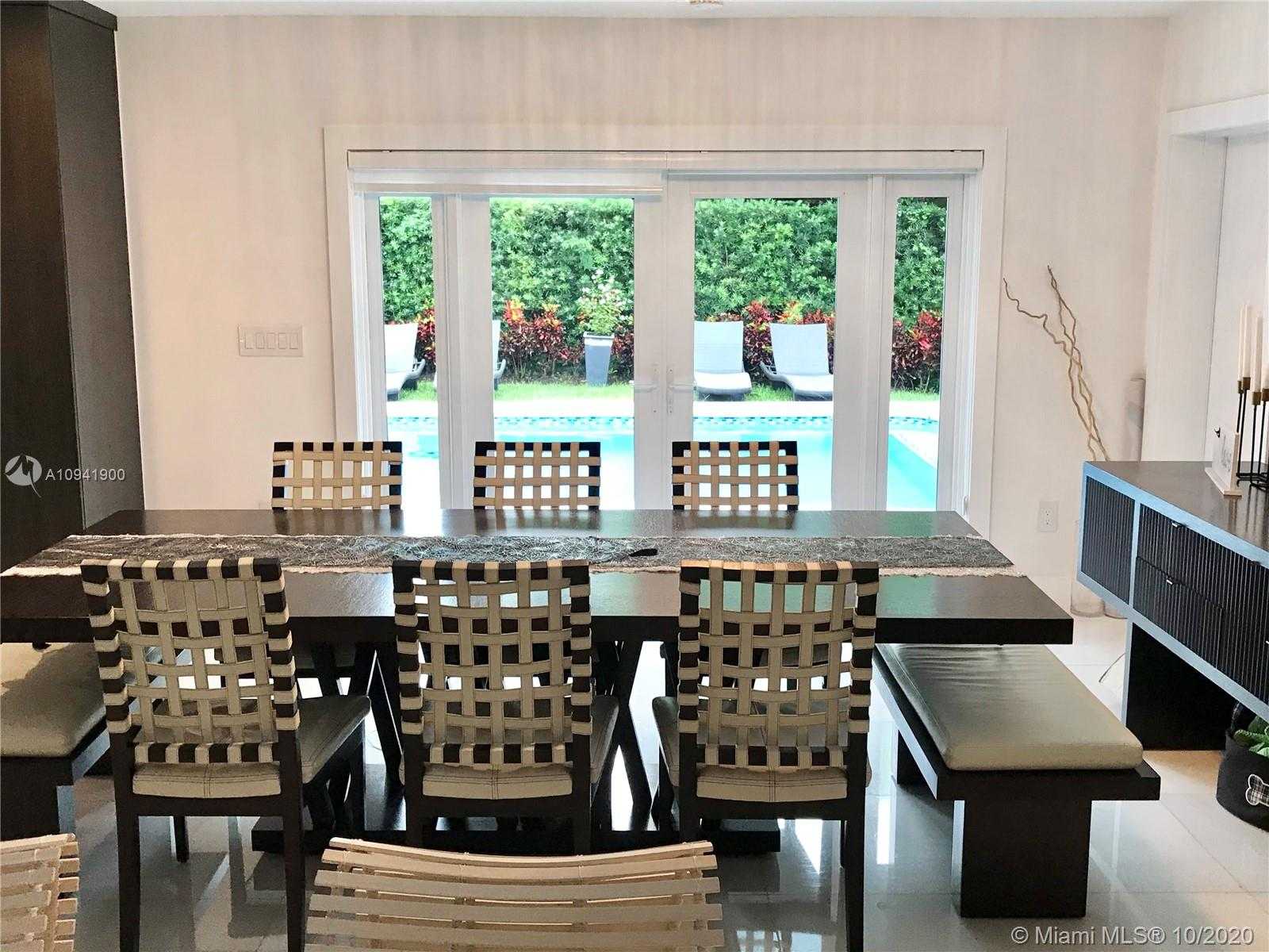 Small Image of 600 TIZIANO AVE, Coral Gables Number 25