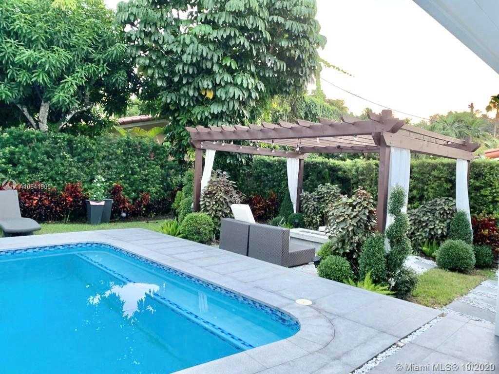 Small Image of 600 TIZIANO AVE, Coral Gables Number 27