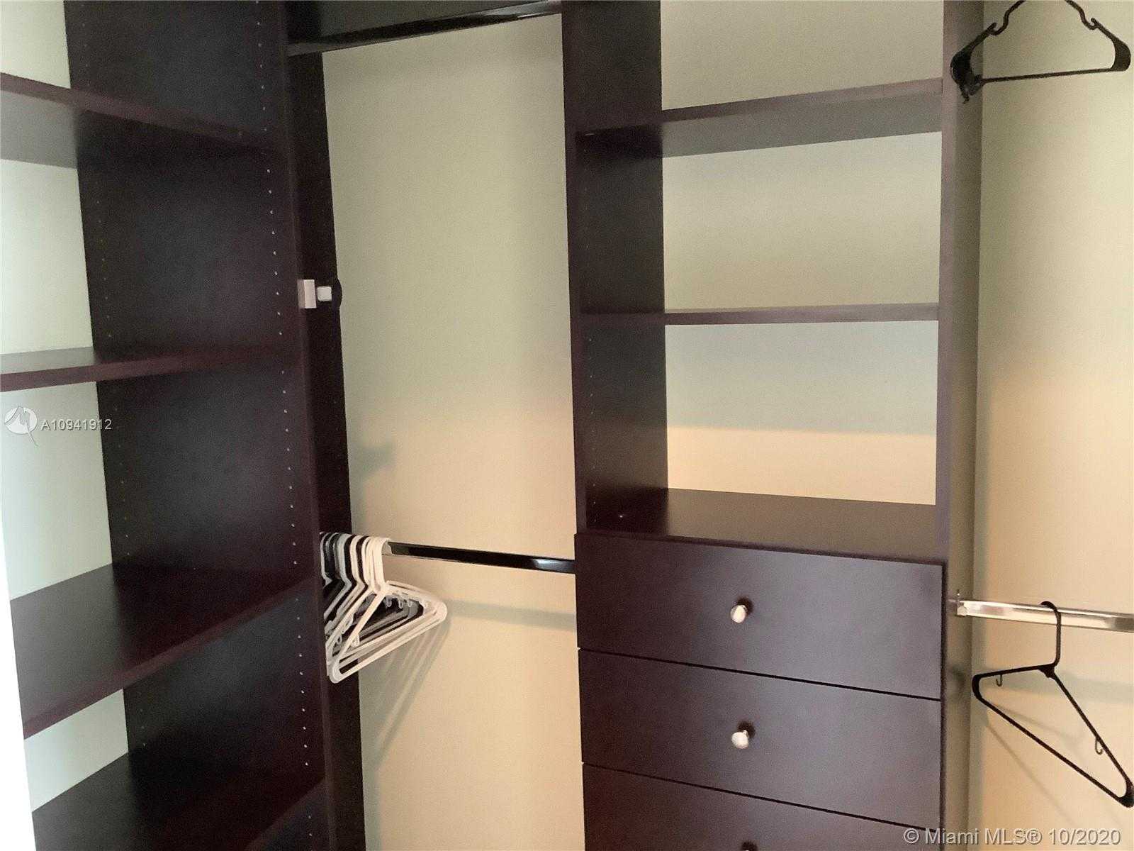 Small Image of 18201 COLLINS AVE #2005, Sunny Isles Beach Number 31