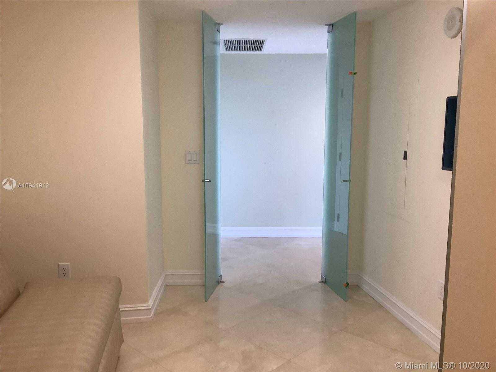 Small Image of 18201 COLLINS AVE #2005, Sunny Isles Beach Number 39