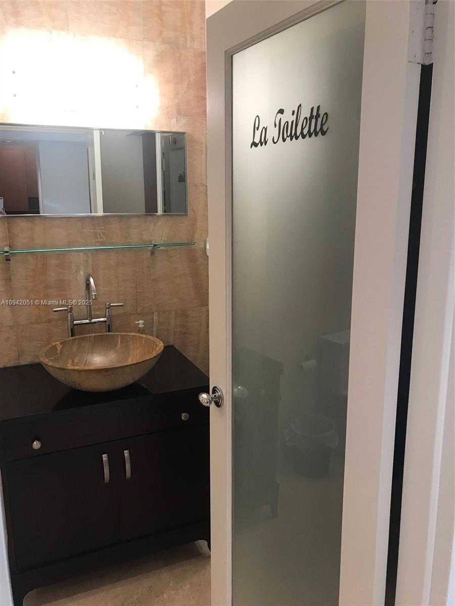 Small Image of 100 LINCOLN RD #716, Miami Beach Number 18
