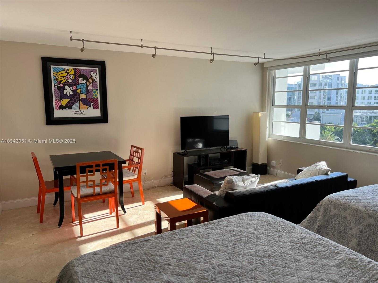 Small Image of 100 LINCOLN RD #716, Miami Beach Number 4