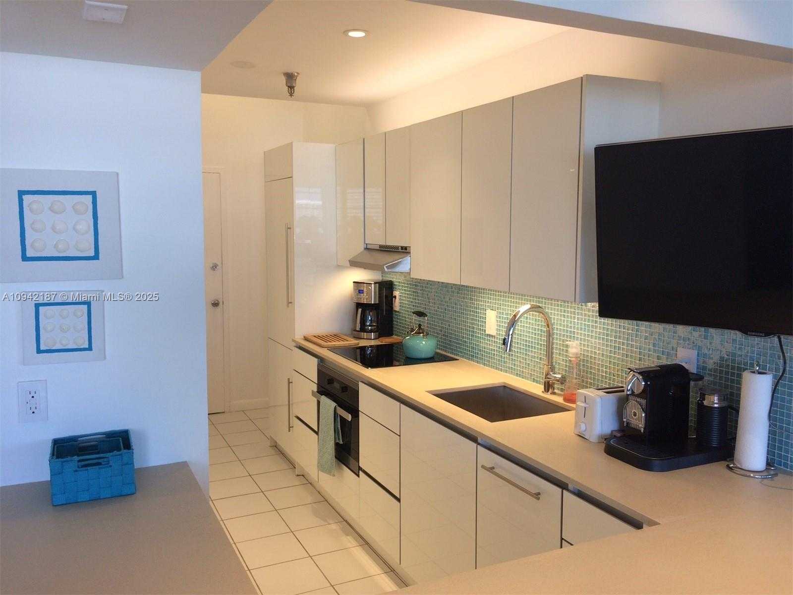 Small Image of 100 LINCOLN RD #1637, Miami Beach Number 19