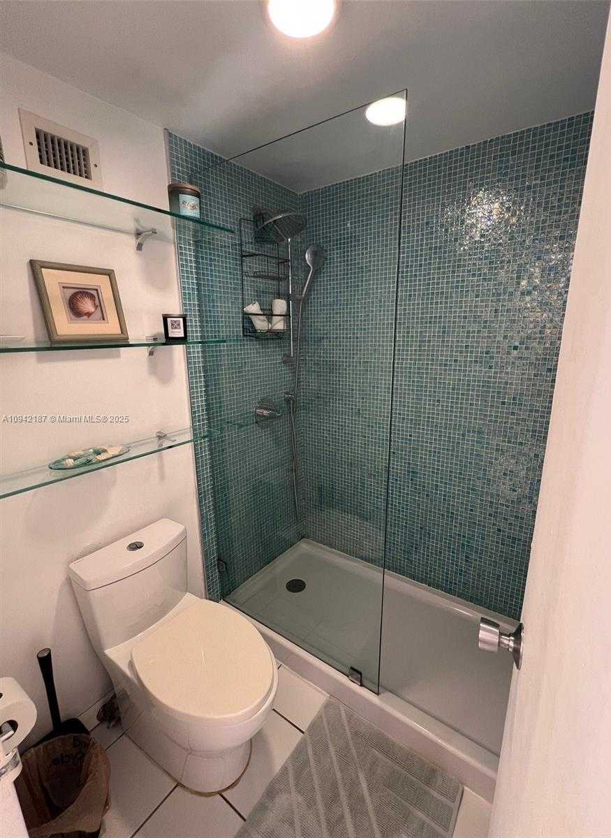Small Image of 100 LINCOLN RD #1637, Miami Beach Number 21