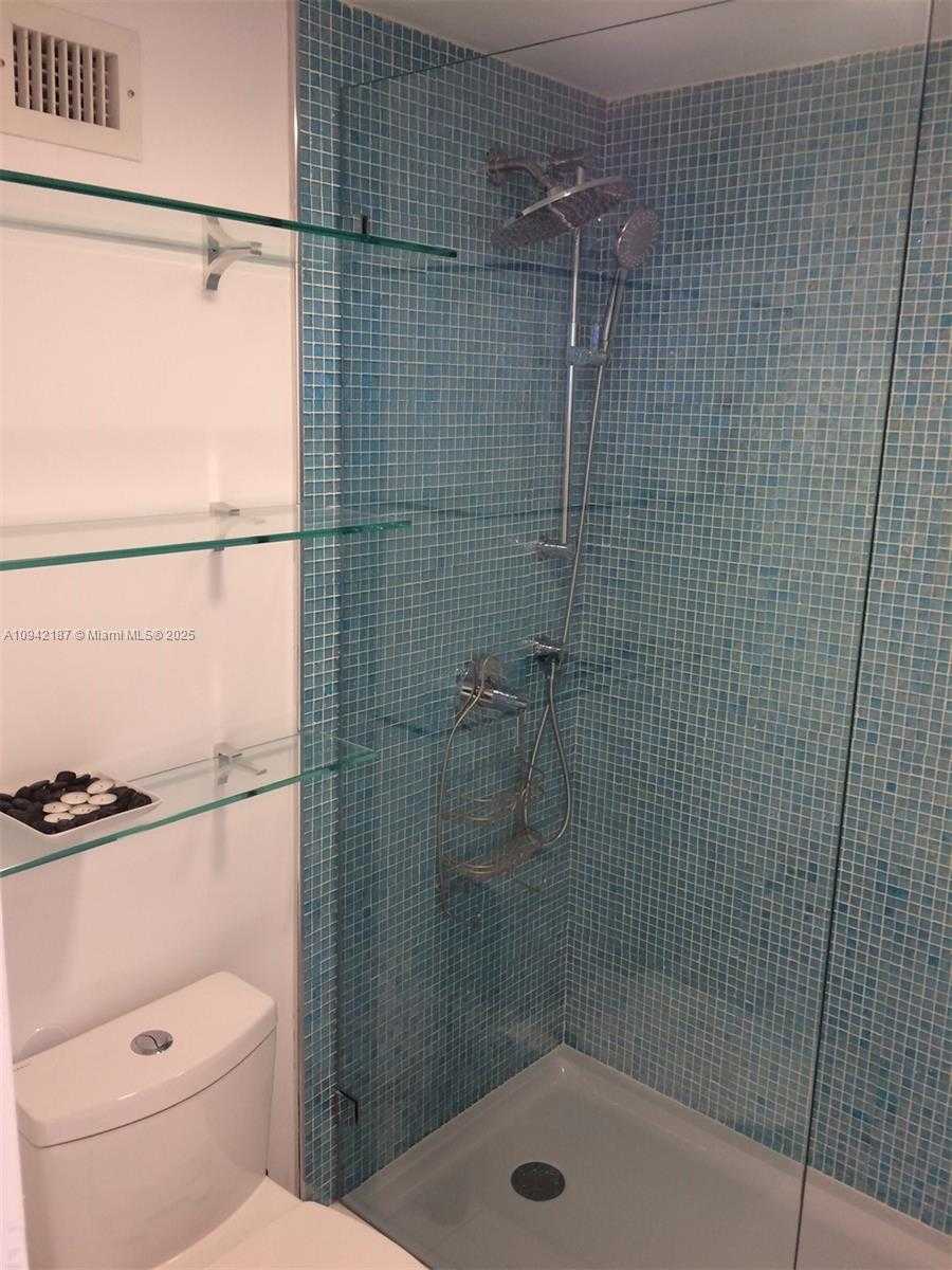 Small Image of 100 LINCOLN RD #1637, Miami Beach Number 22