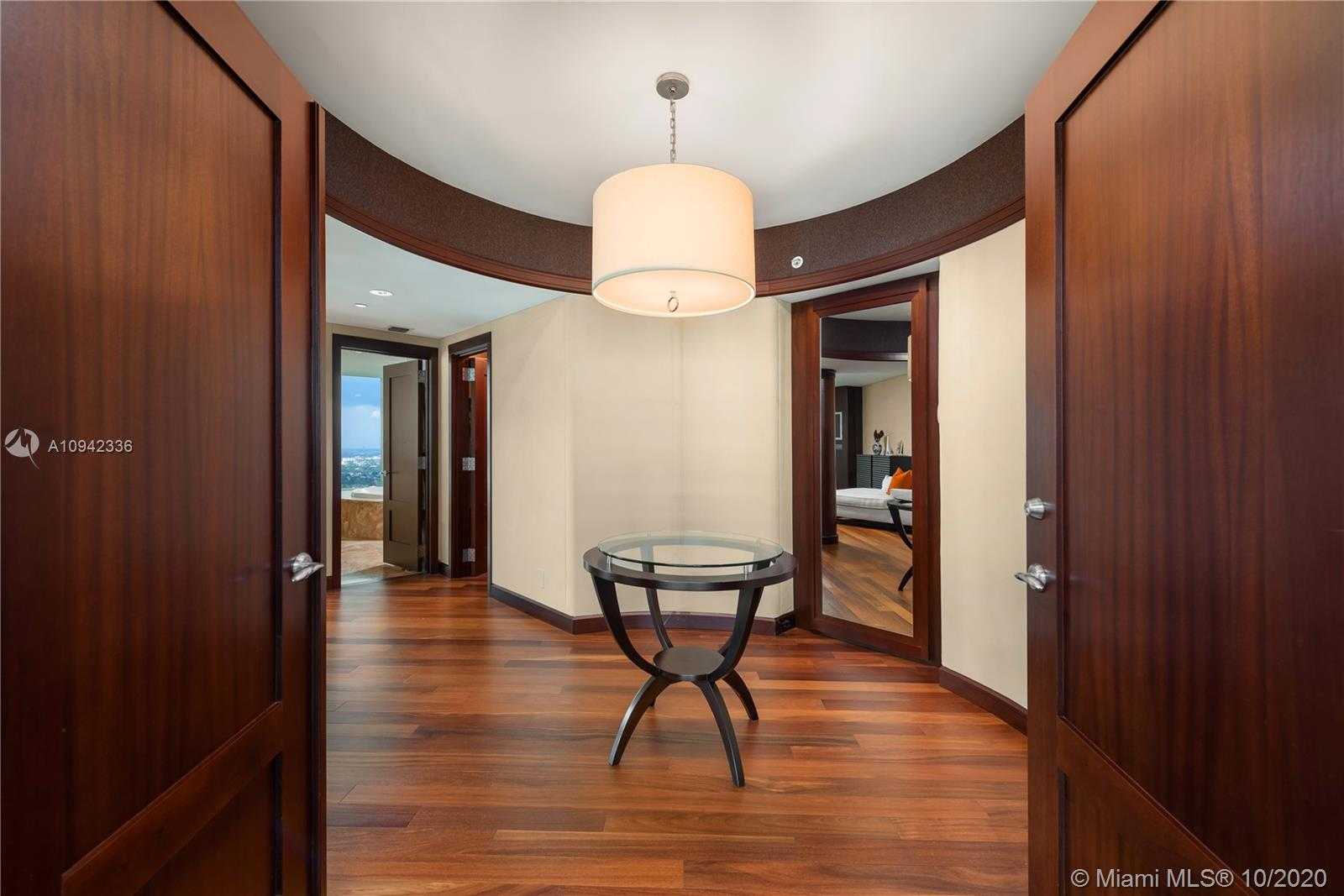Small Image of 1643 BRICKELL AVE #3702, Miami Number 10