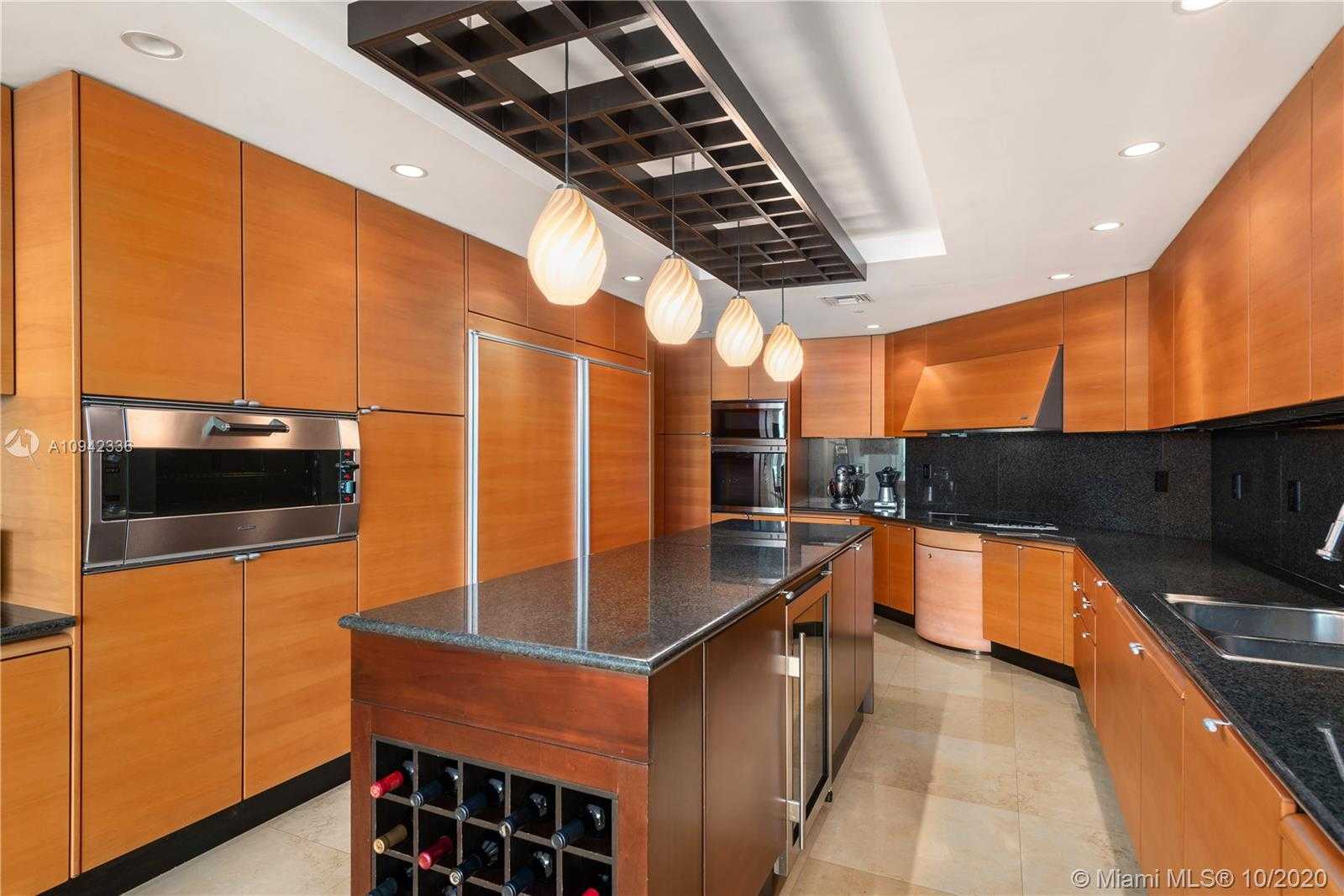 Small Image of 1643 BRICKELL AVE #3702, Miami Number 13