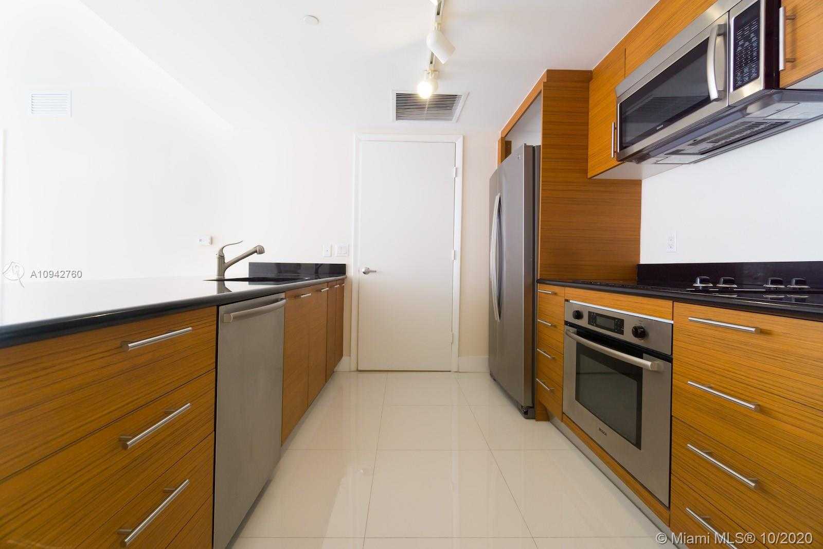 Small Image of 50 BISCAYNE BLVD #3906, Miami Number 5